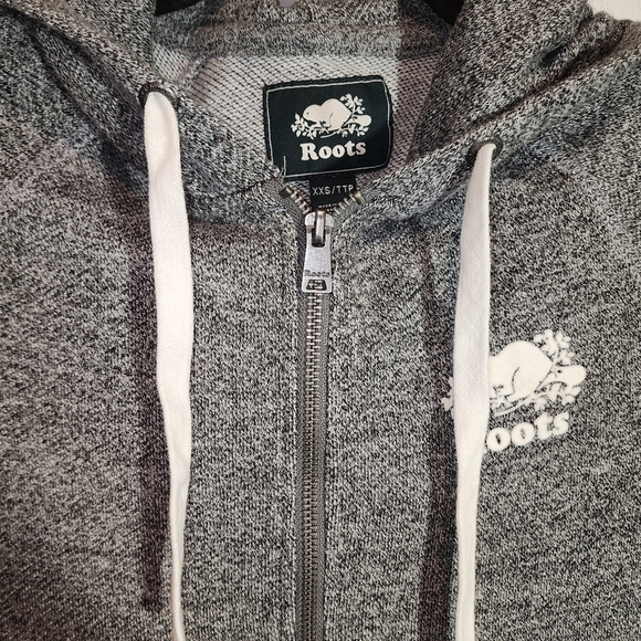 Roots Beaver Gray Short Sleeve Hoodie Dress Kangaroo Pocket XXS New - Picture 2 of 7